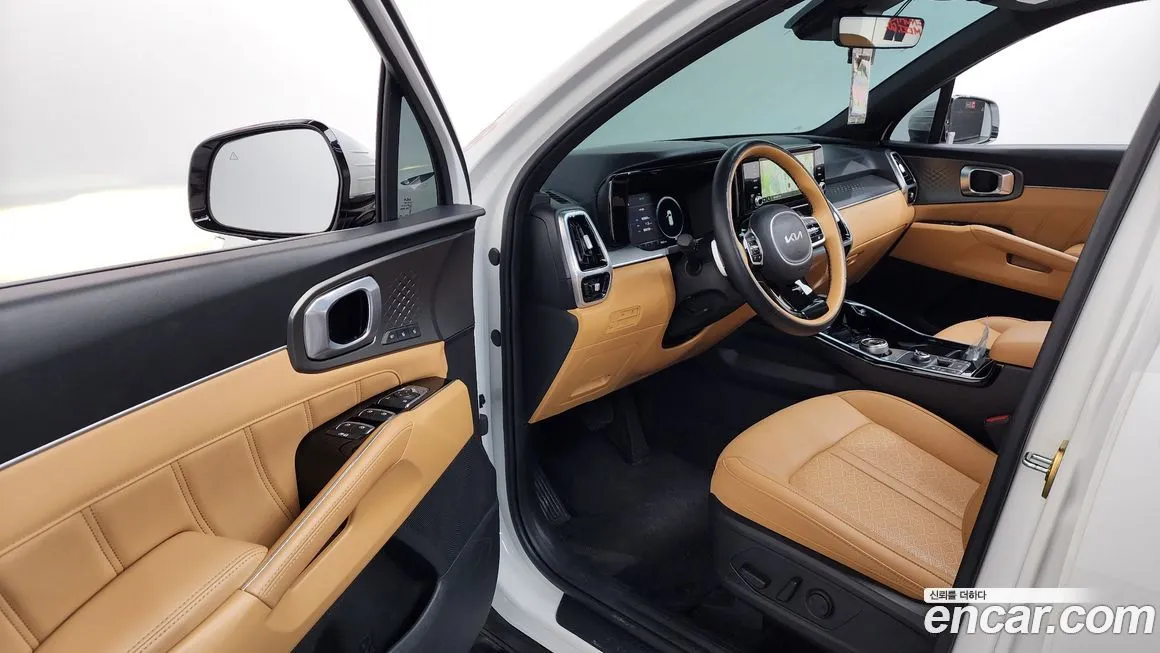 Kia Sorento — фото 10