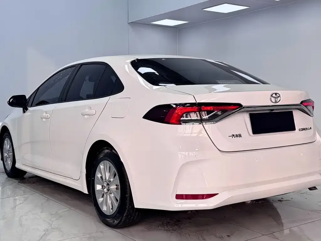 Toyota Corolla 2021 из CN, фото 5