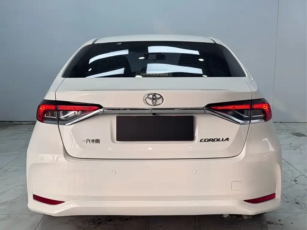 Toyota Corolla 2021 из CN, фото 3