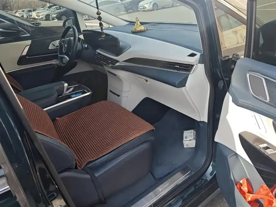 Buick Century 2023 из CN, фото 4