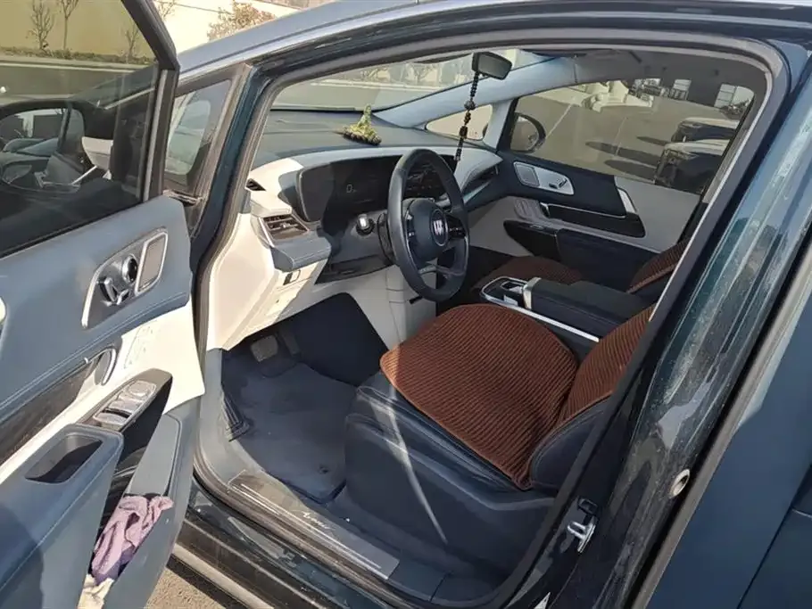 Buick Century 2023 из CN, фото 3