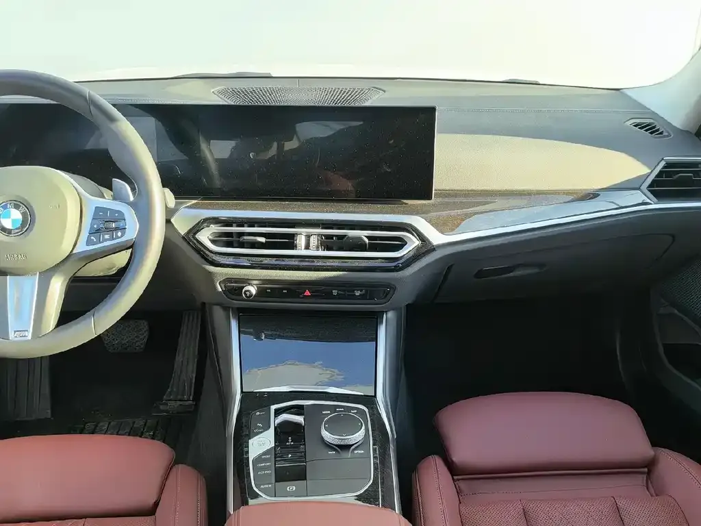 BMW 3 Series 2025 из CN, фото 2