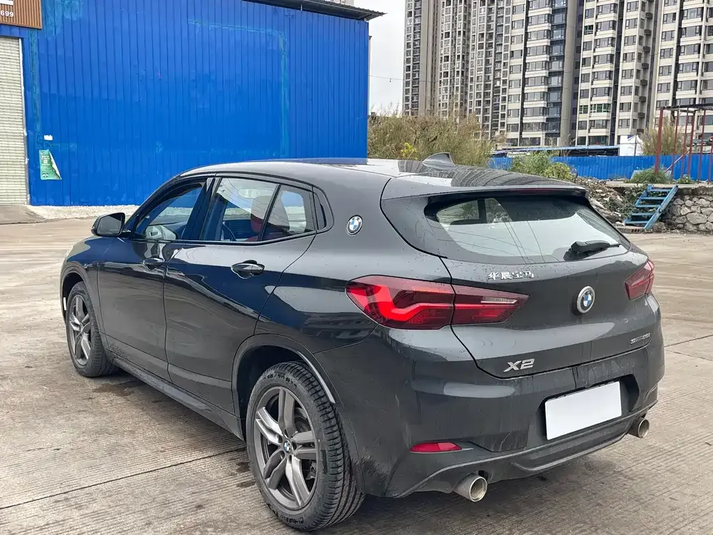 BMW X2 — фото 8