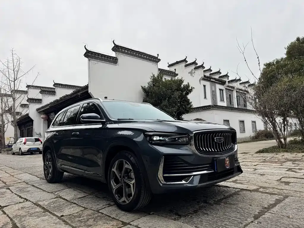 Geely Xingyue L — фото 4