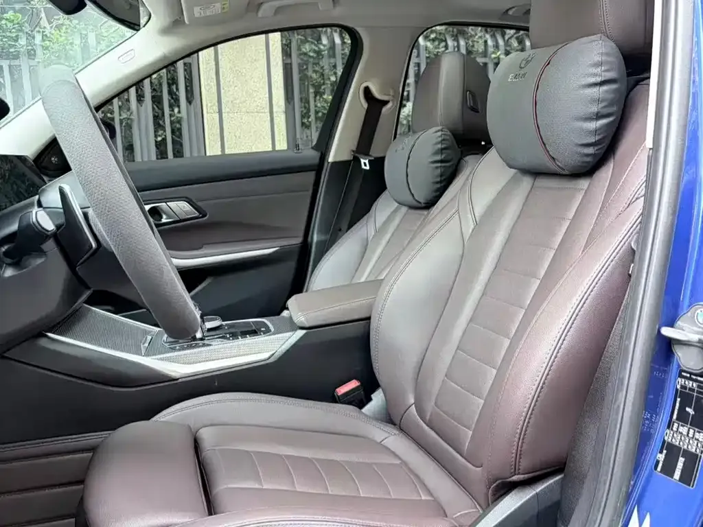 BMW 3 Series 2021 из CN, фото 8