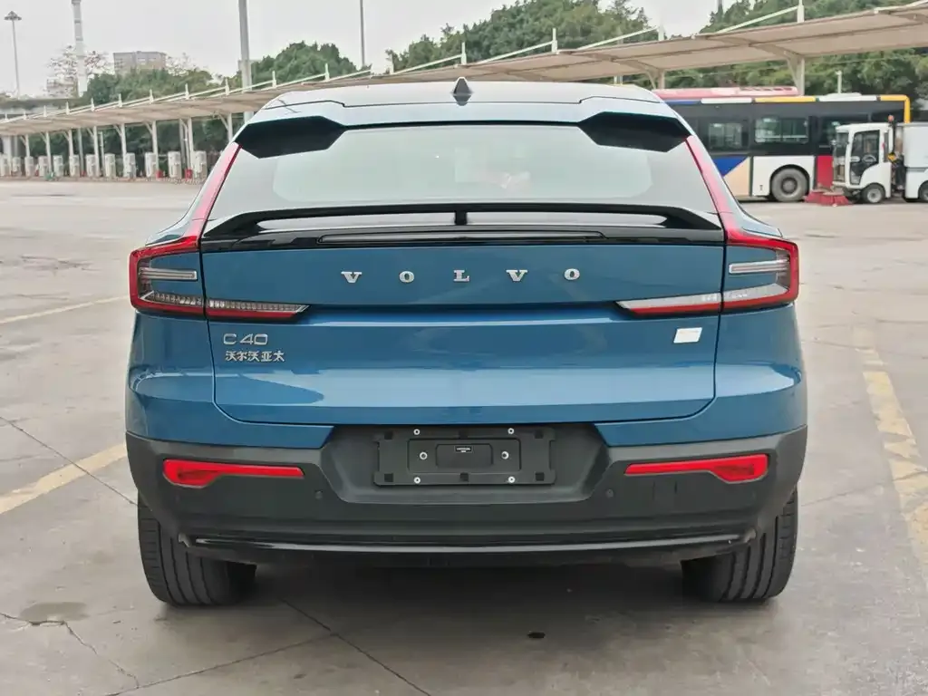 Volvo C40 2023 из CN, фото 9