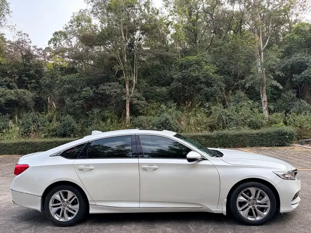 Honda Accord 2021 из CN, фото 9
