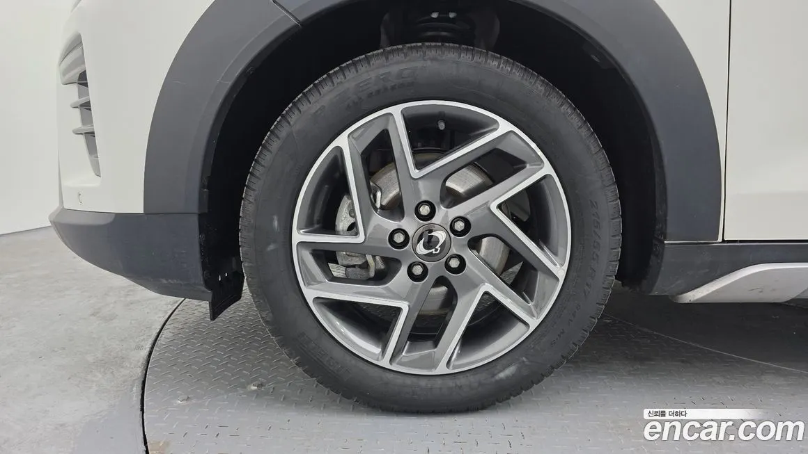 KG Mobility (Ssangyong) TIBOLI 2024 из KR, фото 3