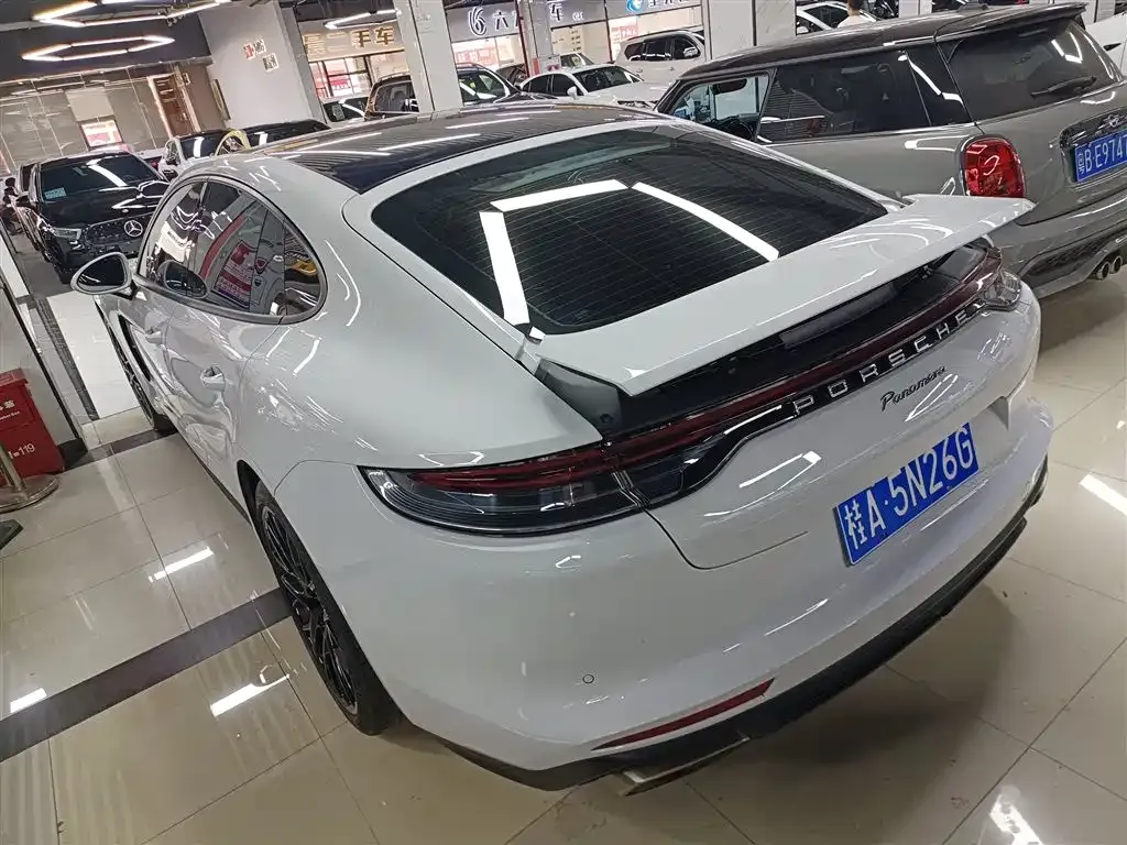 Porsche Panamera 2023 из CN, фото 10