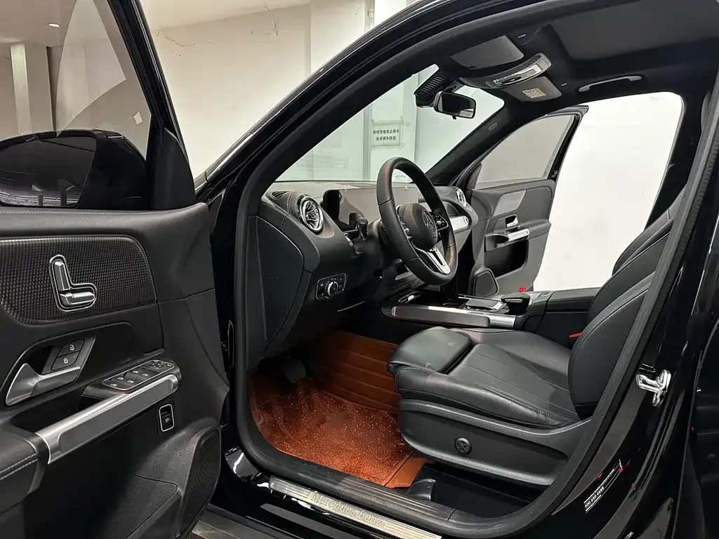 Mercedes-Benz GLB 2023 из CN, фото 9