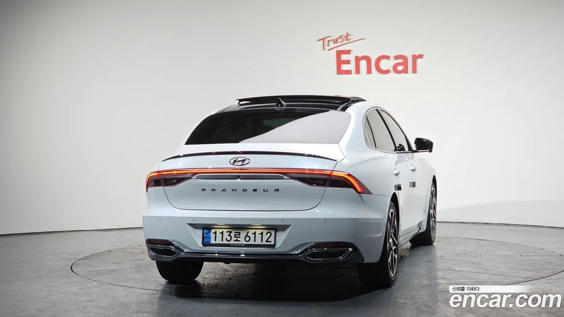 Hyundai Grandeur 2022 из KR, фото 2