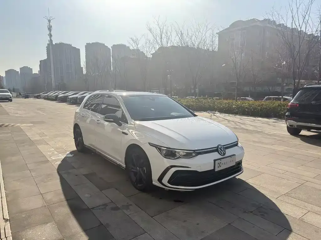 Volkswagen Golf 2021 из CN, фото 4