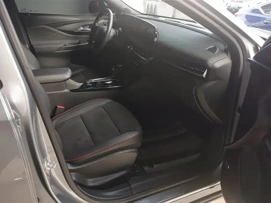 Buick Envista 2022 из CN, фото 7