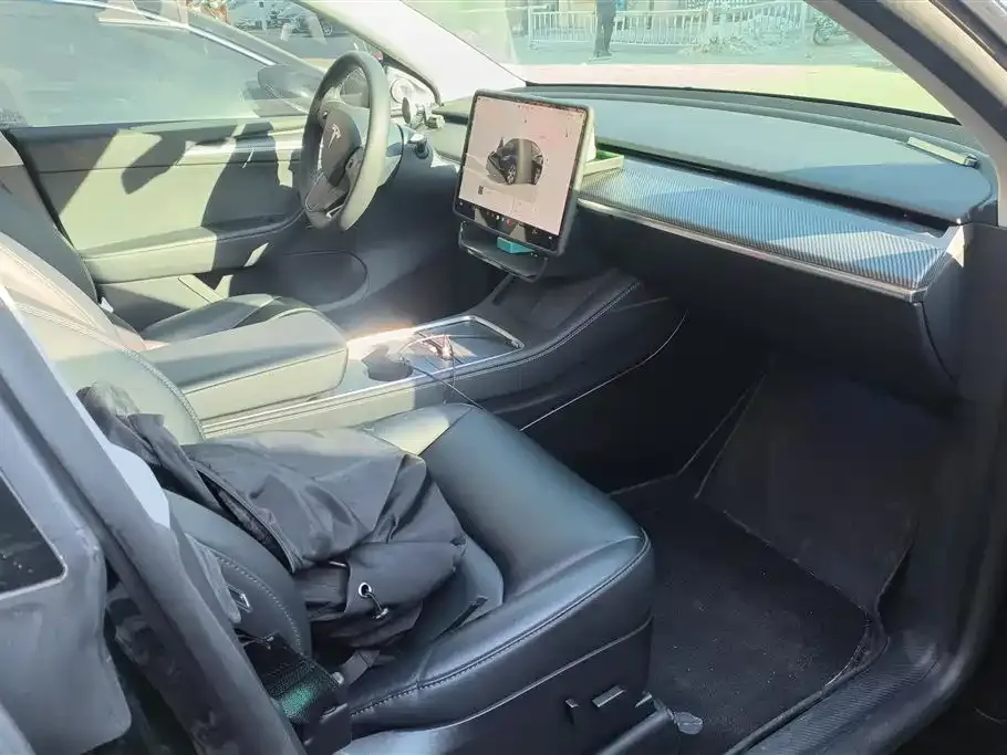 Tesla Model Y 2023 из CN, фото 4