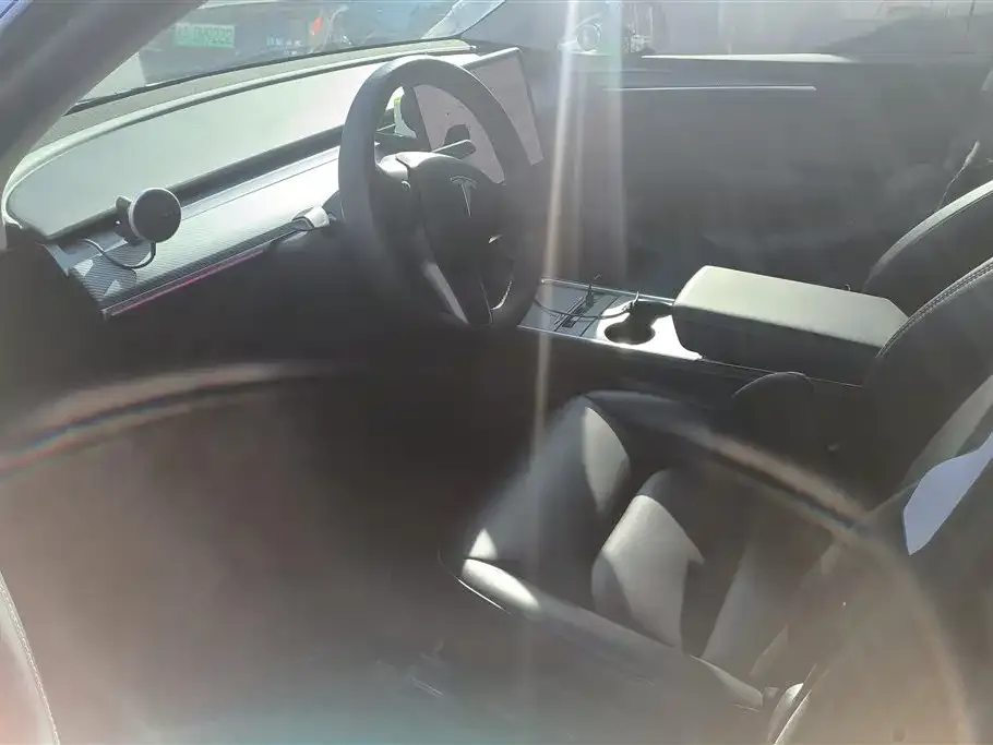 Tesla Model Y 2023 из CN, фото 5