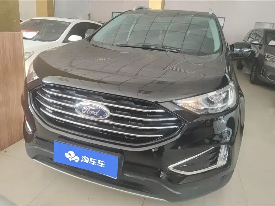 Ford Edge — фото 4