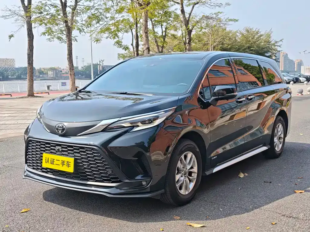 Toyota Granvia 2025 из CN, фото 1