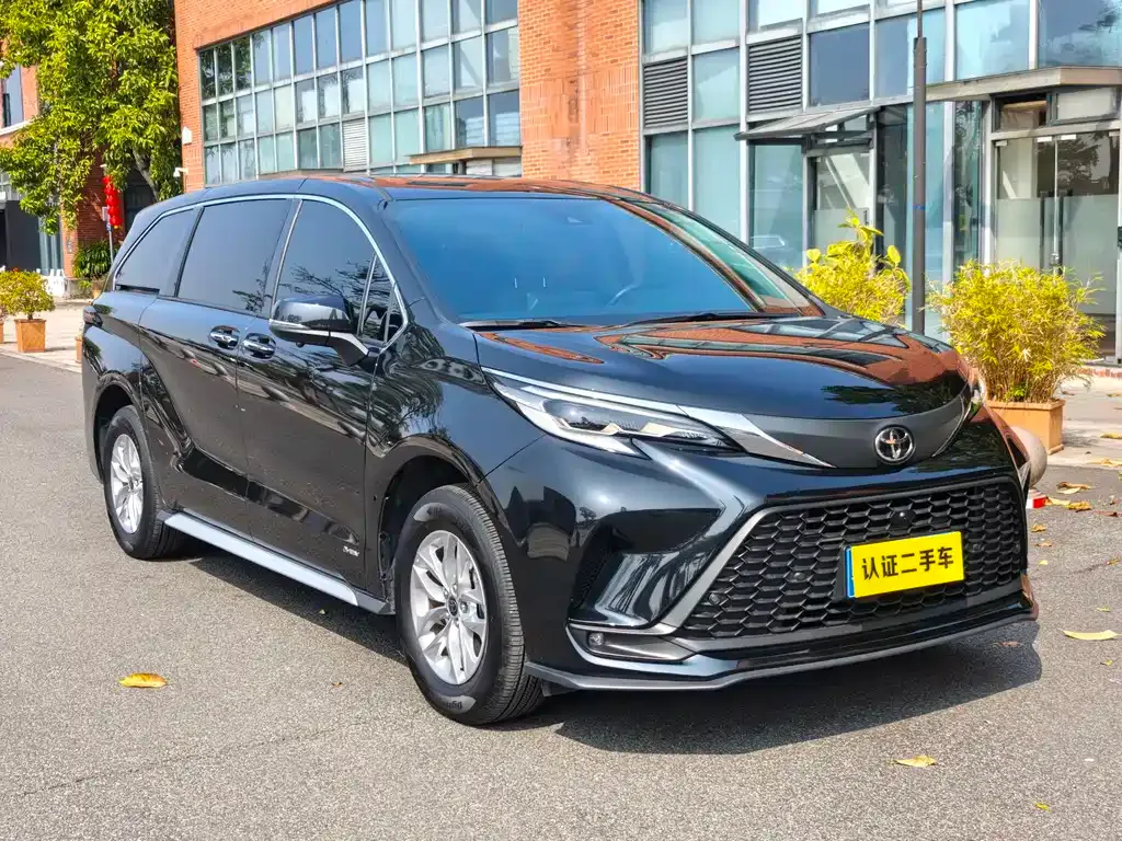 Toyota Granvia 2025 из CN, фото 2