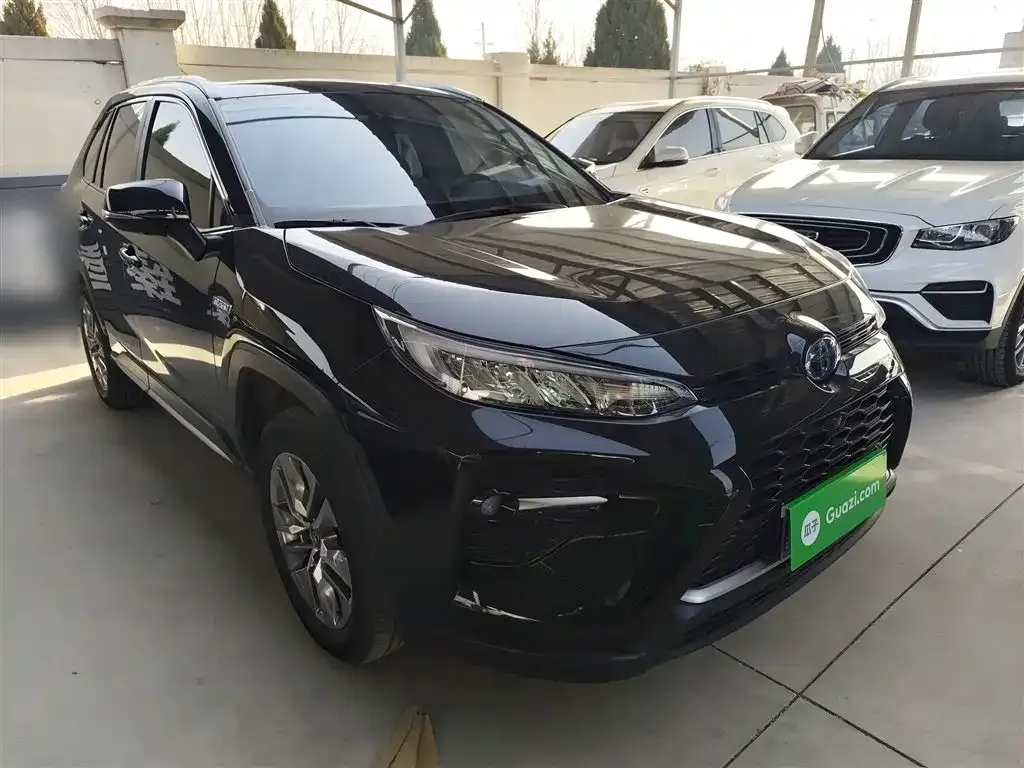Toyota Wildlander 2023 из CN, фото 3