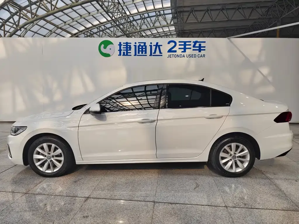 Volkswagen Bora 2022 из CN, фото 7