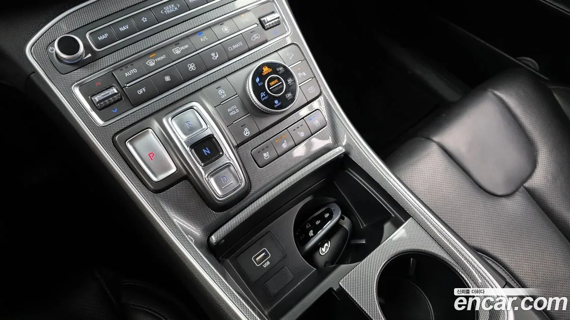 Hyundai Santafe — фото 7