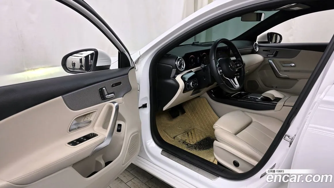 Mercedes-Benz A-Class 2023 из KR, фото 10