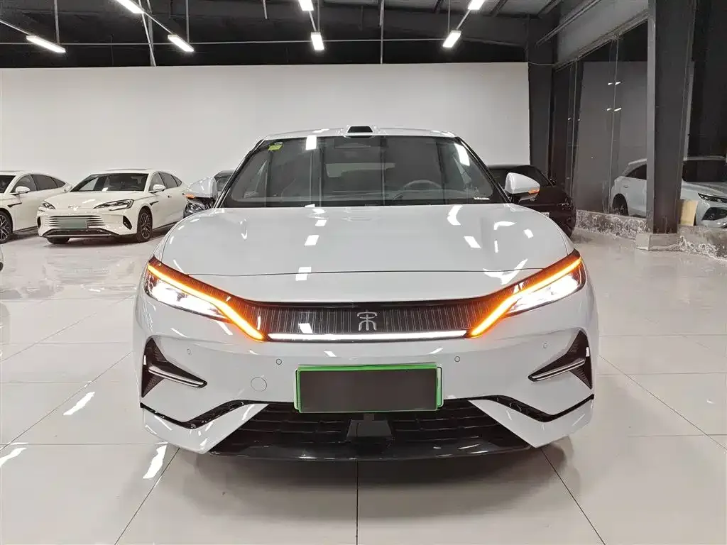 BYD L EV 2025 из CN, фото 8