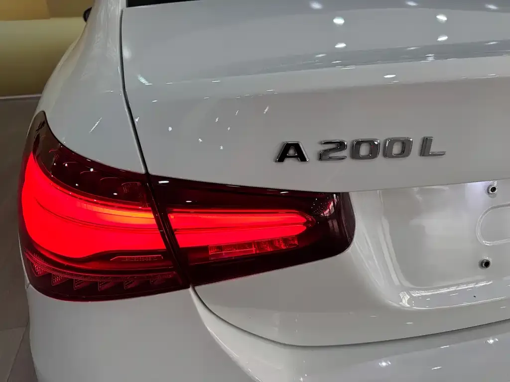 Mercedes-Benz A-Class 2024 из CN, фото 7