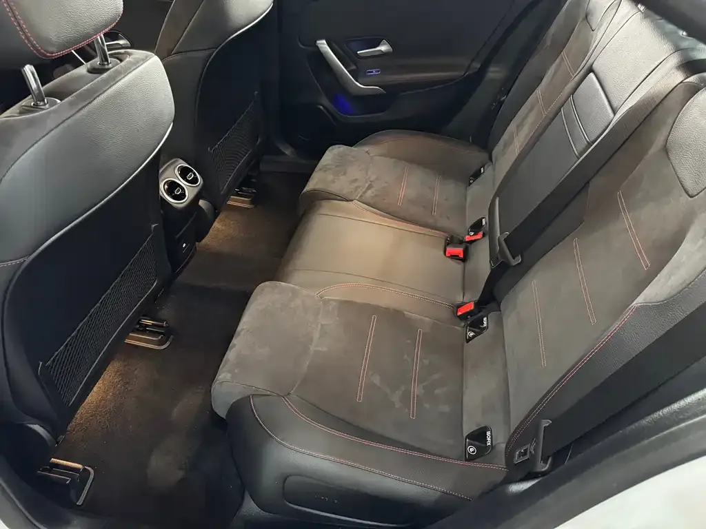 Mercedes-Benz A-Class 2024 из CN, фото 3