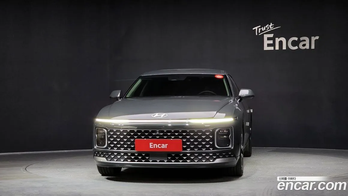 Hyundai Grandeur — фото 2