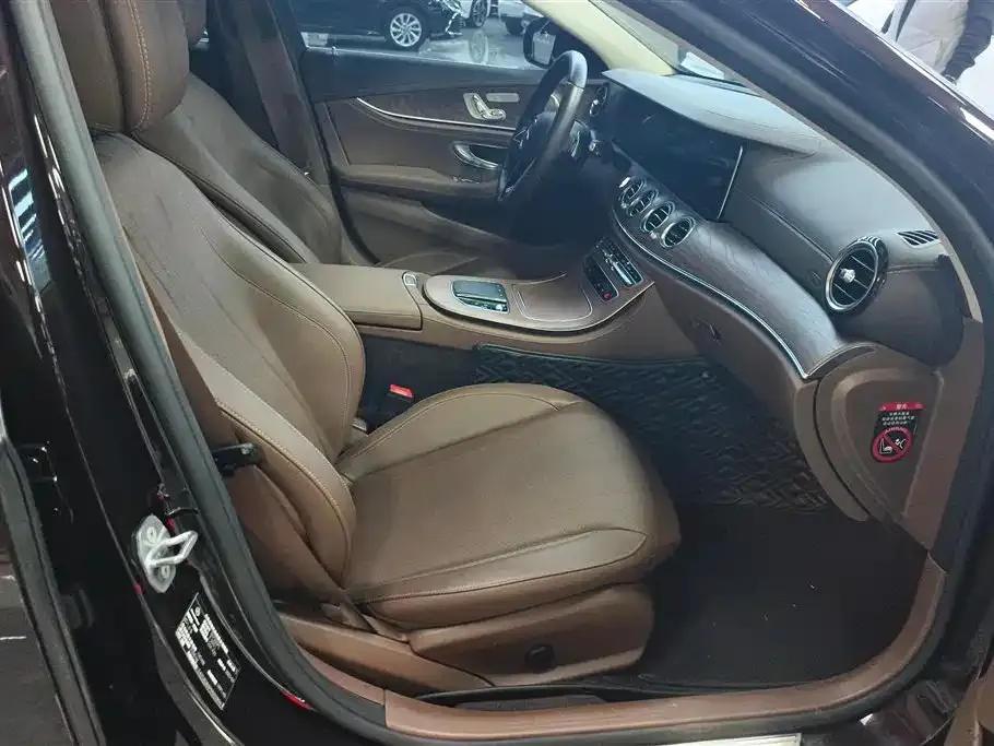 Mercedes-Benz E-Class 2023 из CN, фото 8