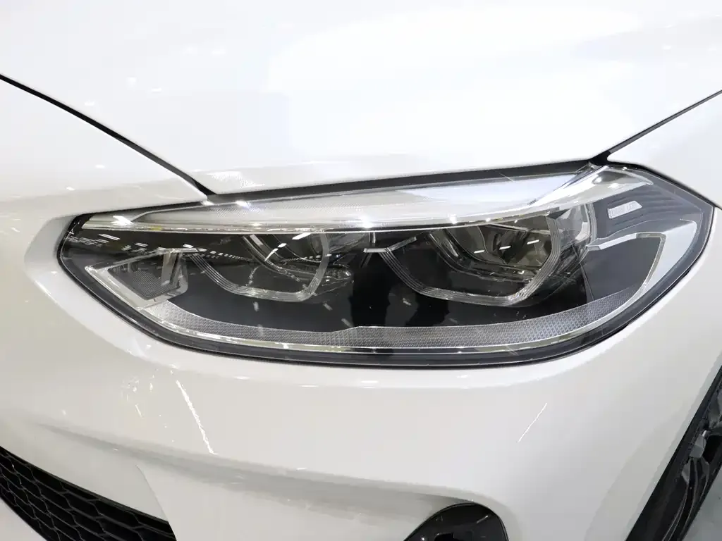 BMW 1 Series 2023 из CN, фото 8