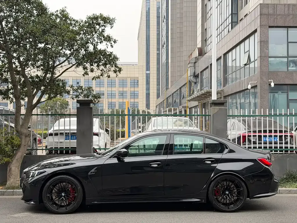 BMW M3 2025 из CN, фото 3