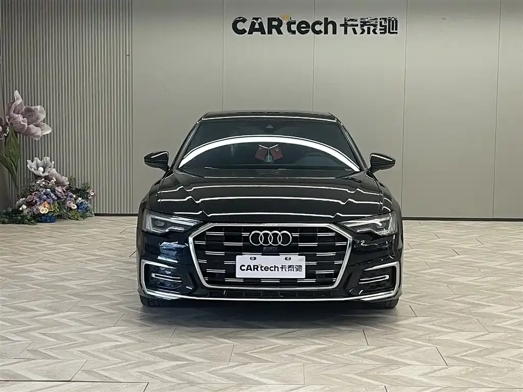 Audi A6L — фото 8