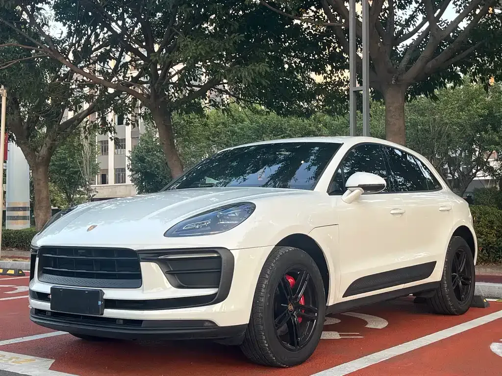 Porsche Macan — фото 1