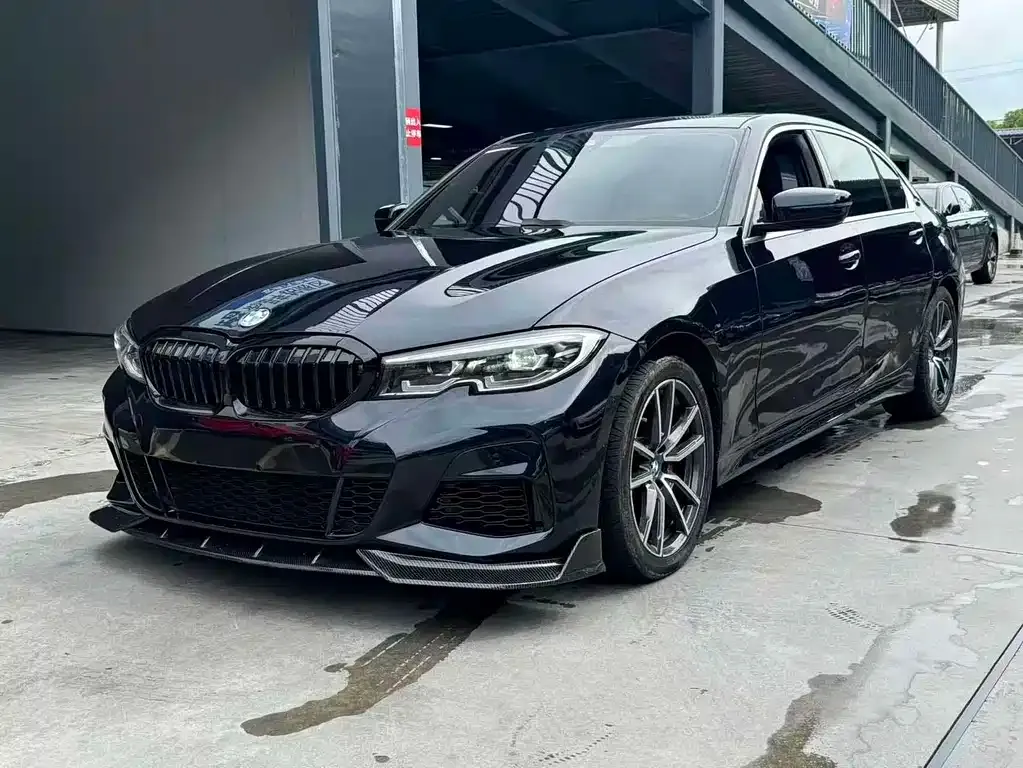 BMW 3 Series 2021 из CN, фото 1