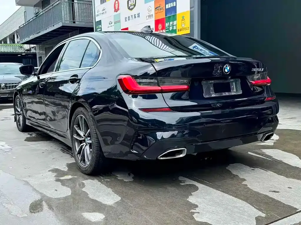 BMW 3 Series 2021 из CN, фото 2