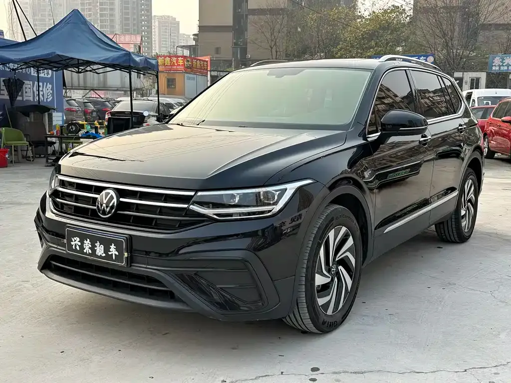 Volkswagen Tiguan L 2025 из CN, фото 1