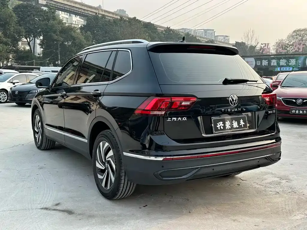 Volkswagen Tiguan L 2025 из CN, фото 9