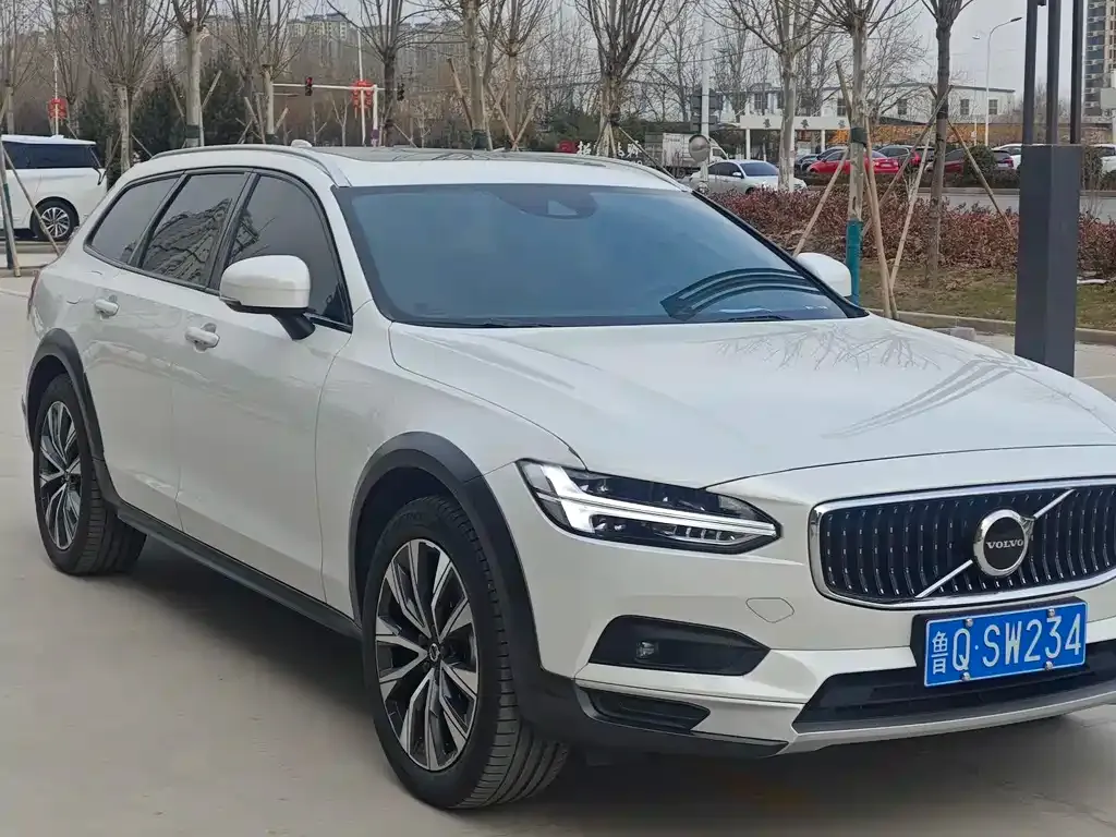 Volvo V90