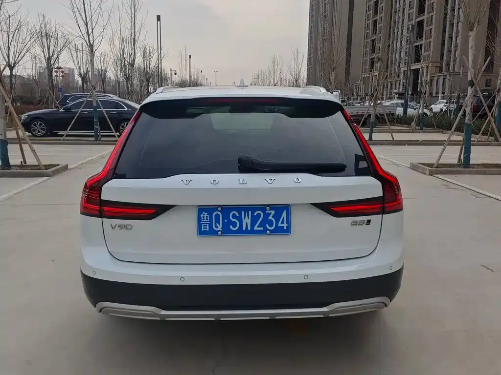 Volvo V90 2021 из CN, фото 2