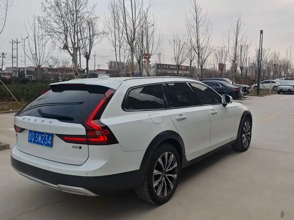 Volvo V90 2021 из CN, фото 9
