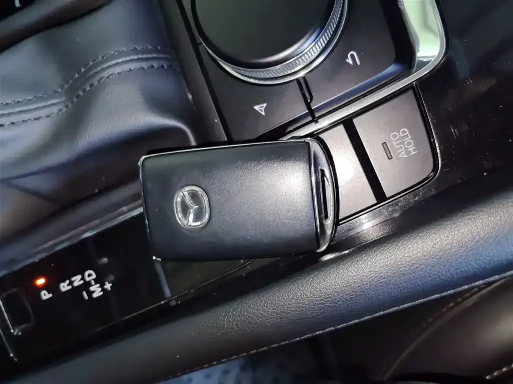 Mazda 3 Axela 2022 из CN, фото 5