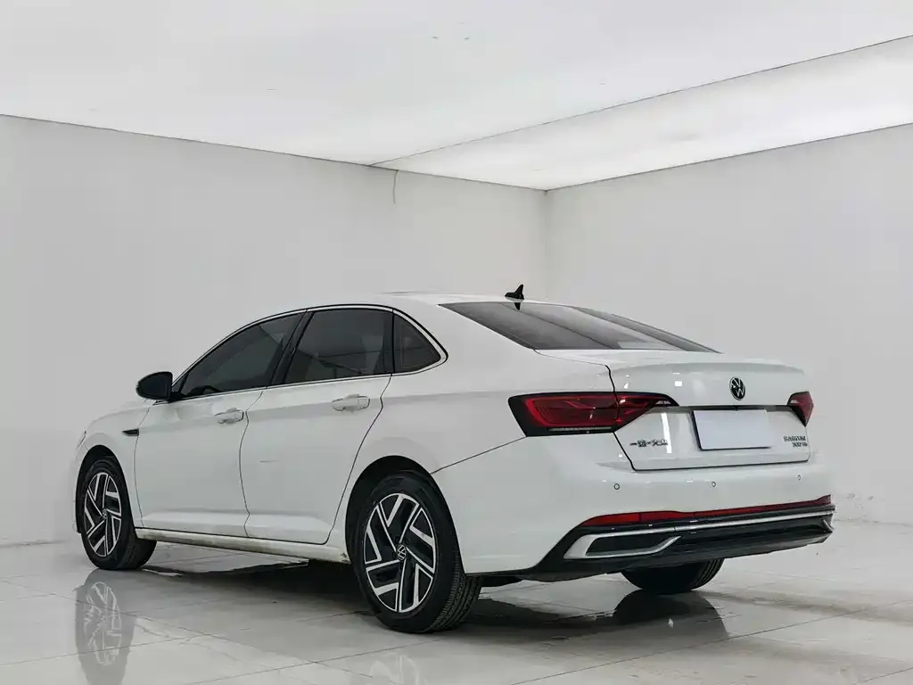 Volkswagen Sagitar 2023 из CN, фото 8