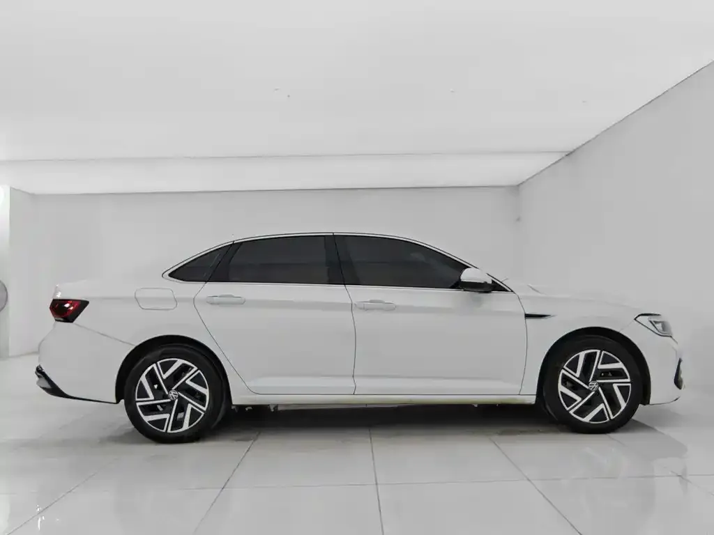 Volkswagen Sagitar 2023 из CN, фото 4