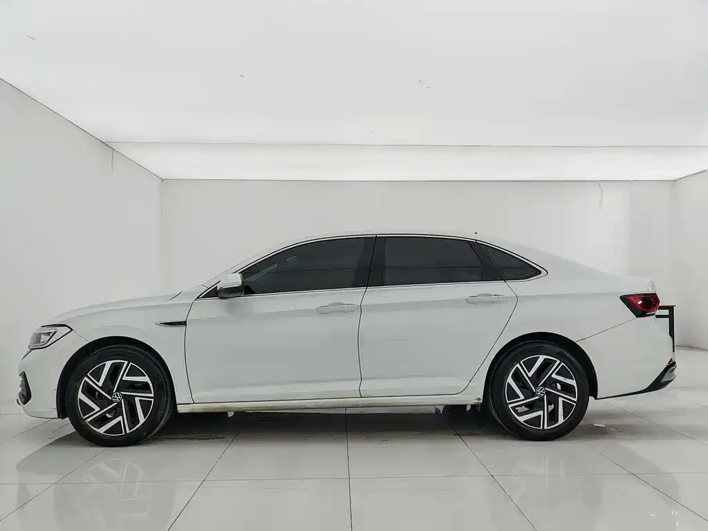 Volkswagen Sagitar 2023 из CN, фото 5