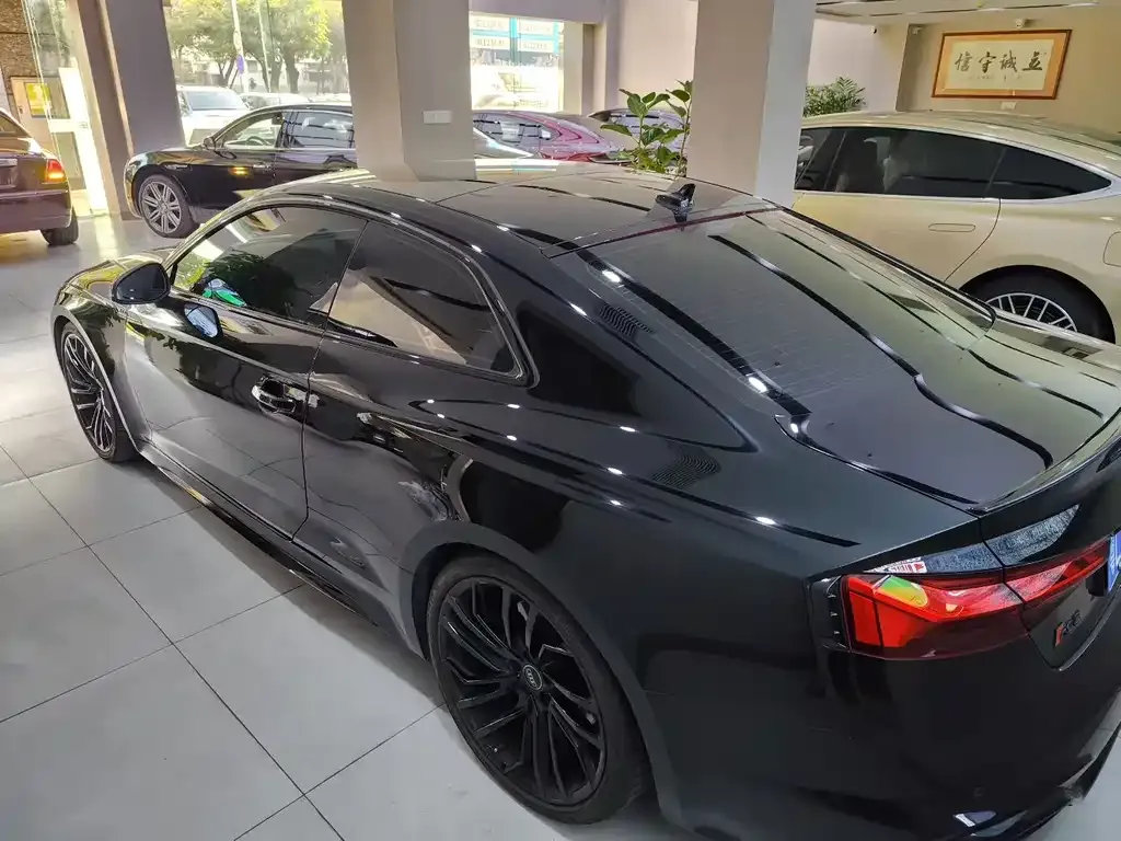 Audi RS 5 2023 из CN, фото 8