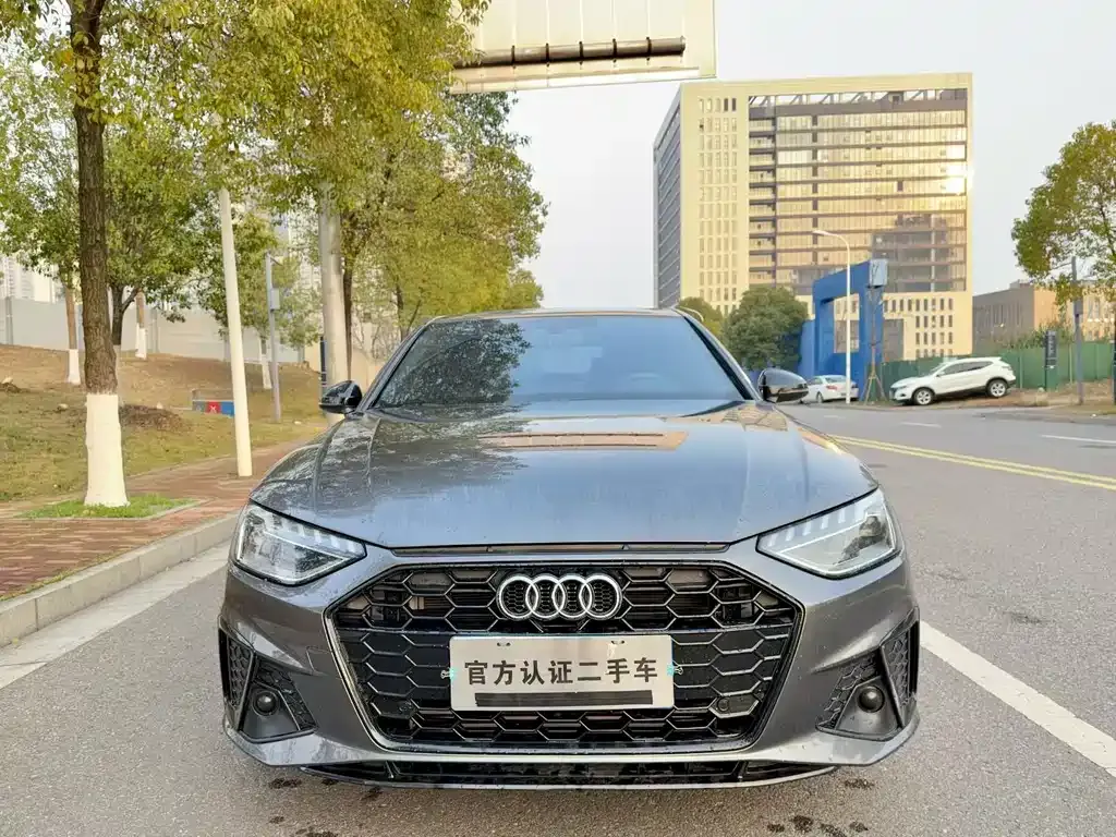 Audi A4L 2024 из CN, фото 4