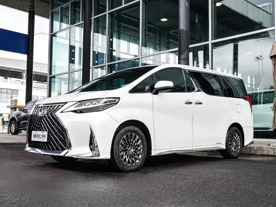 Lexus LM 2023 из CN, фото 1