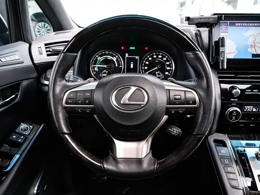 Lexus LM 2023 из CN, фото 2
